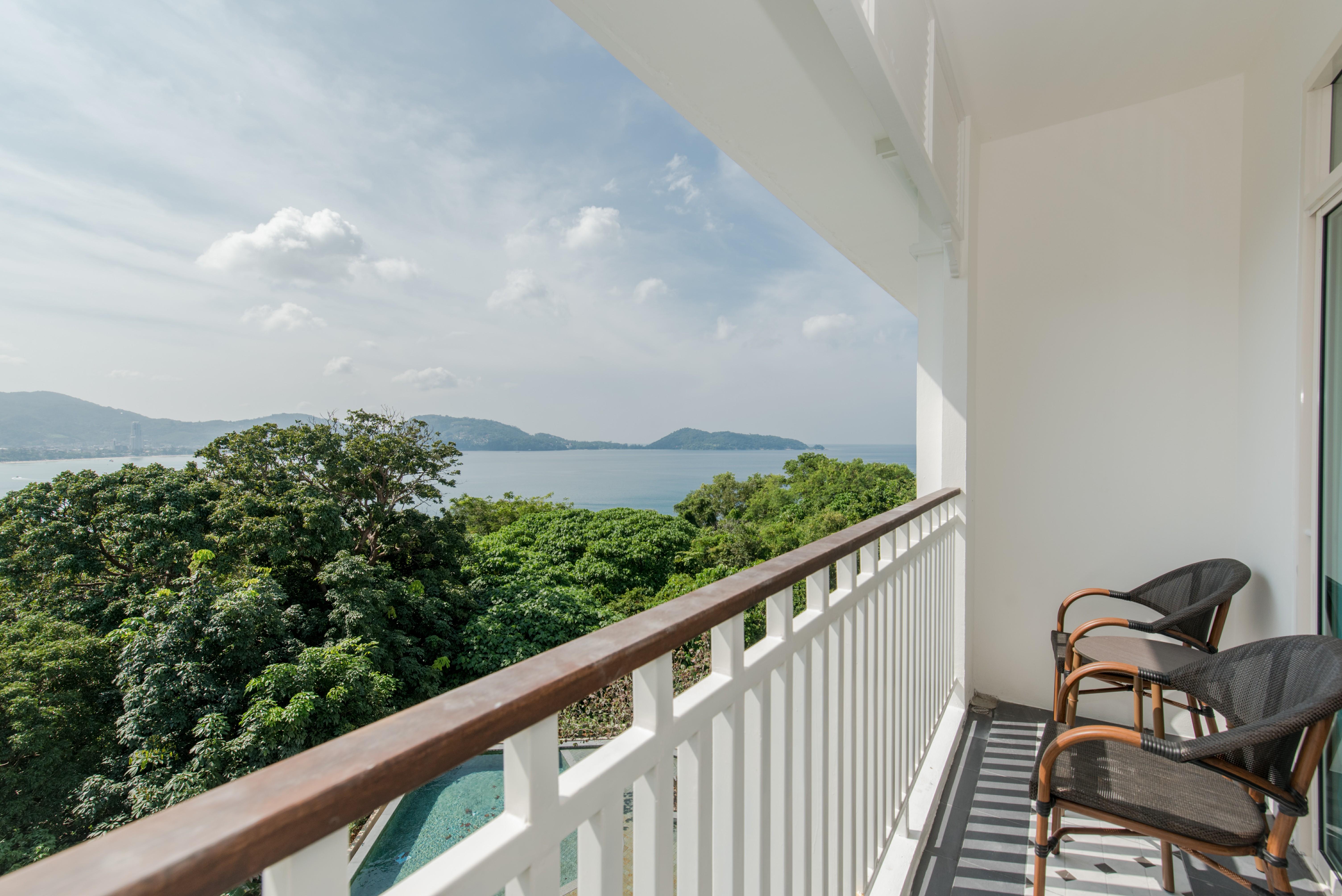Marina Gallery Resort-Kacha-Kalim Bay By Sugar Marina Boutique Hotels Patong Экстерьер фото View from the balcony of a suite at the resort